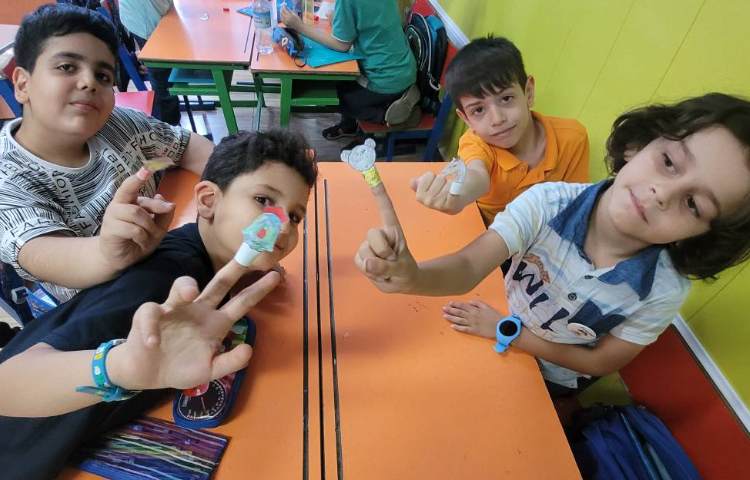 : فارسی، نمایش عروسک انگشتی خلاق توسط گروه ها 3