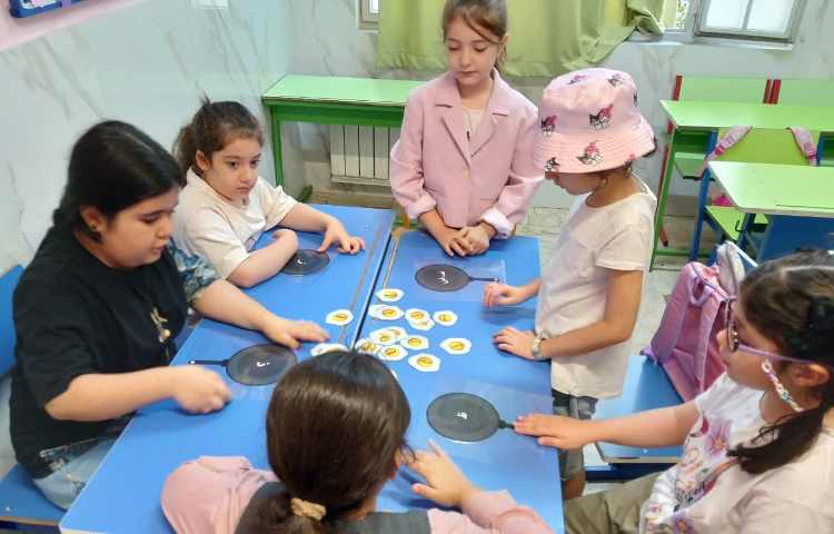 فارسی و بازی