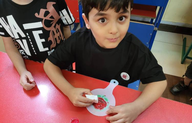 : فارسی پرلز، ساخت گردن آویز به مناسبت شهادت امام حسین "ع" 1