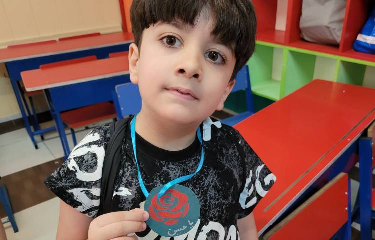 : فارسی پرلز، ساخت گردن آویز به مناسبت شهادت امام حسین "ع" 6