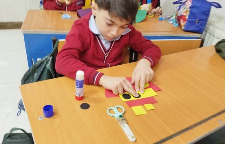 فارسی کاردستی نشانه ی ( ی غیر آخر، ی آخر) 5