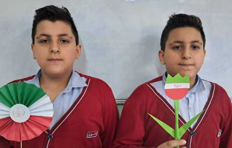 فارسی کاردستی پرچم برای سرود ای ایران 2