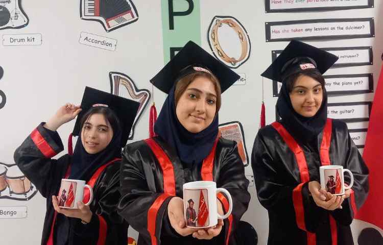 فارغ تحصیلی و اردو عصرمانی پایه هفتم هشتم نهم 6