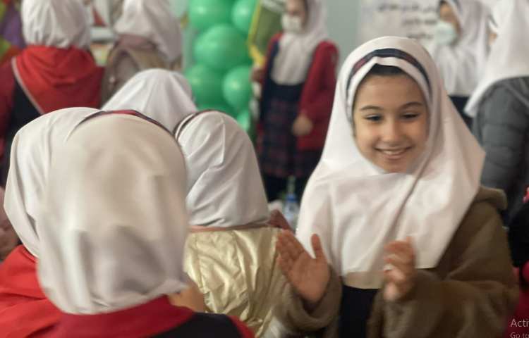 فرا رسیدن سالروز پیروزی انقلاب اسلامی بر فجر آفرینان مبارک باد 23