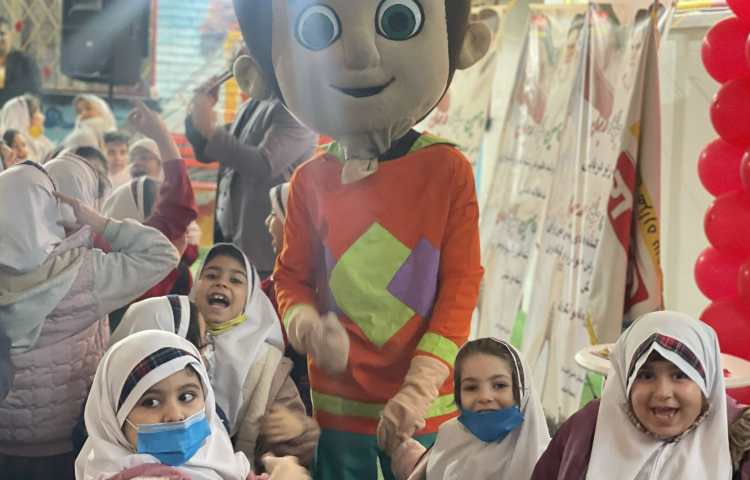 فرا رسیدن سالروز پیروزی انقلاب اسلامی بر فجر آفرینان مبارک باد 25