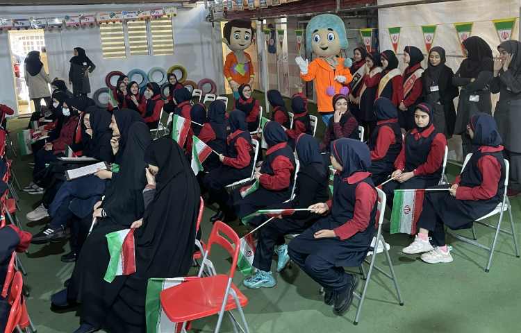 فرا رسیدن سالروز پیروزی انقلاب اسلامی بر فجر آفرینان مبارک باد 6