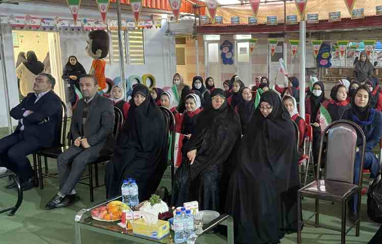 فرا رسیدن سالروز پیروزی انقلاب اسلامی بر فجر آفرینان مبارک باد 9