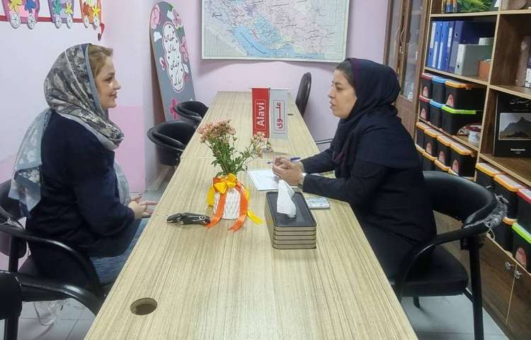فردی آموزگاران با اولیا 3