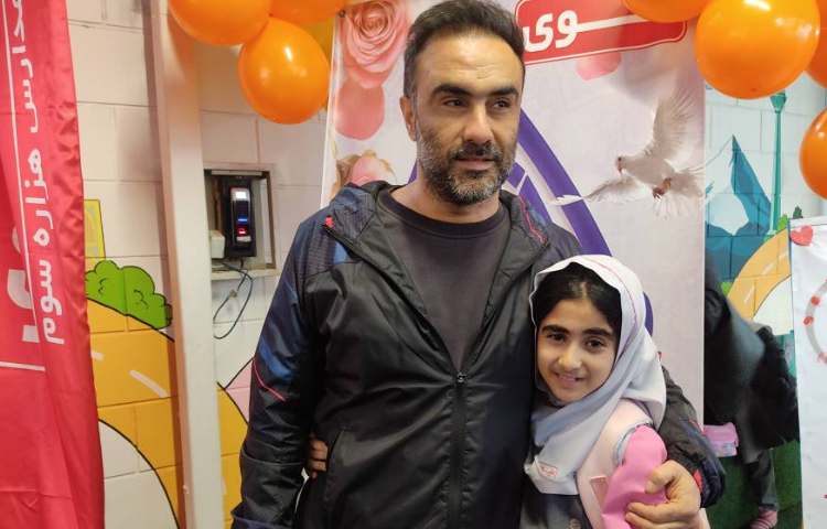 فرشته ای به نام پدر 19