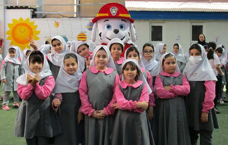 فرشتگان بی ادعا 11