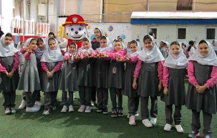 فرشتگان بی ادعا 12