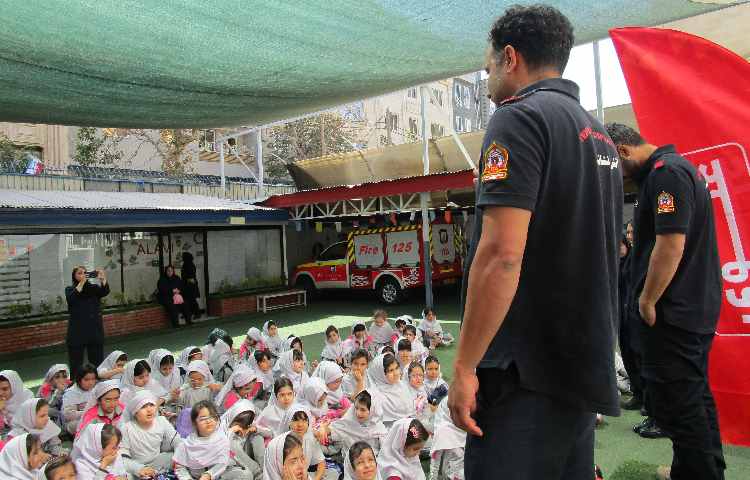 فرشتگان بی ادعا 2