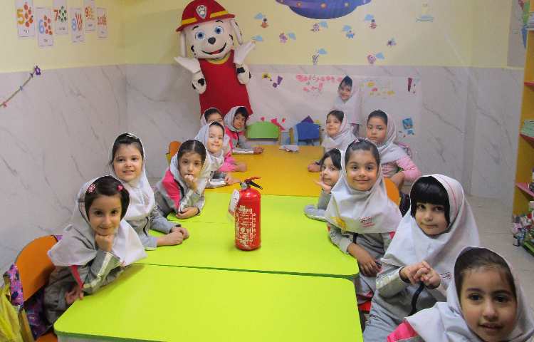 فرشتگان بی ادعا 4