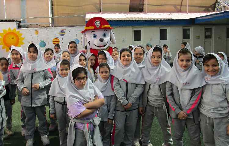 فرشتگان بی ادعا 8