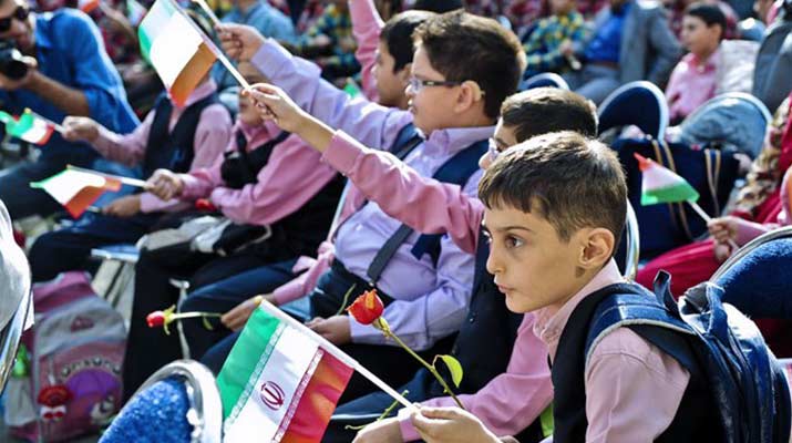 فرصت های آموزشی برابر بین دانش آموزان دختر و پسر