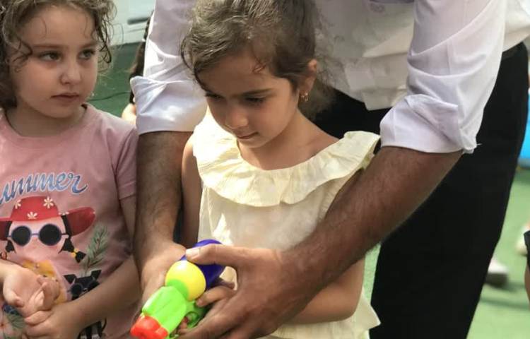 (فستیوال آب بازی) 12