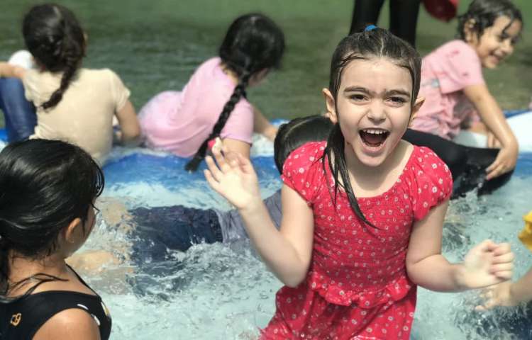 (فستیوال آب بازی) 3