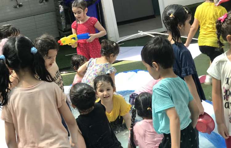 (فستیوال آب بازی) 8