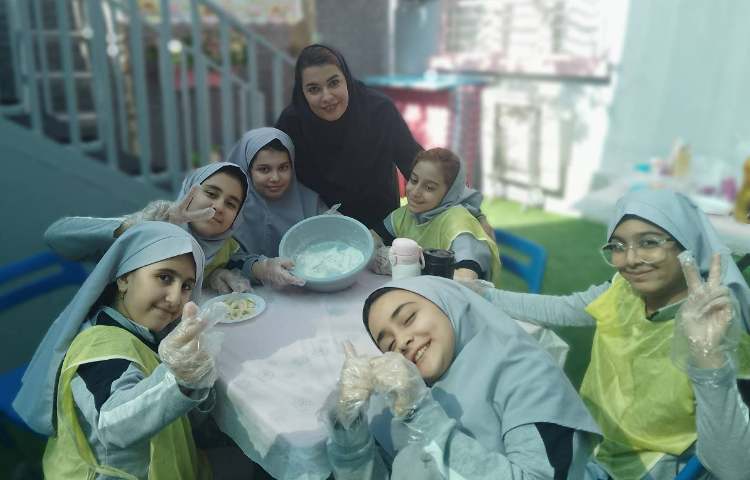 فستیوال تخم مرغ و پنکیک های رنگی 4