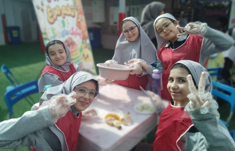 فستیوال تخم مرغ و پنکیک های رنگی 5
