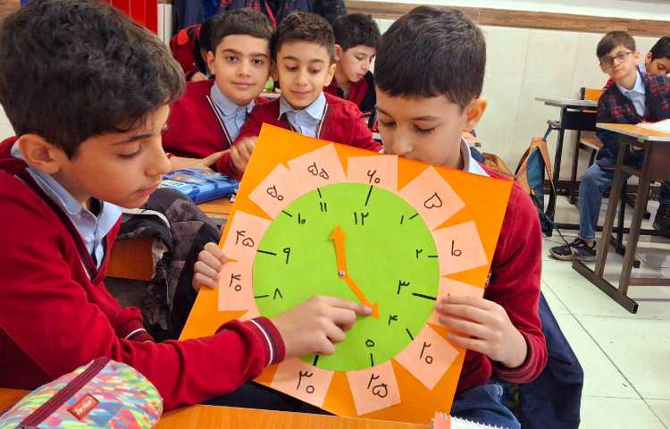 فصل چهارم ریاضی (اندازه گیری زاویه و زمان) 2