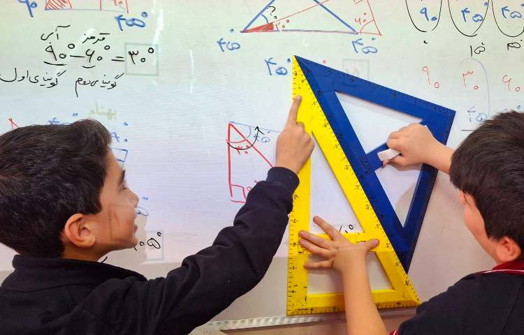 فصل چهارم ریاضی (درس اندازه گیری زاویه) 5