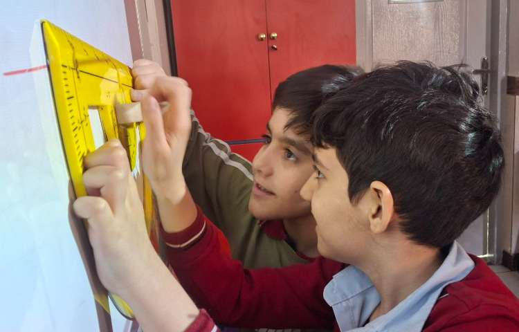 فصل 4 ریاضی (اندازه‌گیزی زاویه) 2