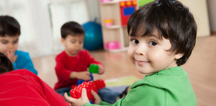 ایجاد فضای شاد با اهمیت دادن به فعالیت های ورزشی در مدارس