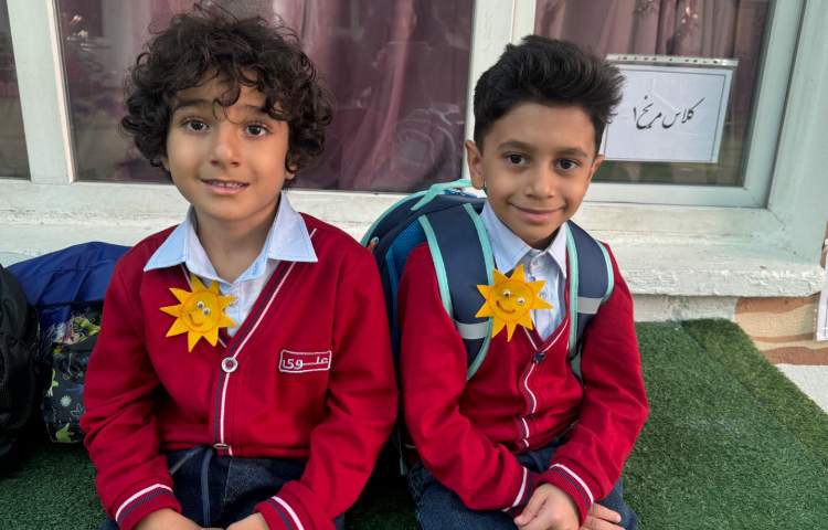 فعالیت:تمرین سلام کردن و وصل کردن خورشید نمدی به لباس 1