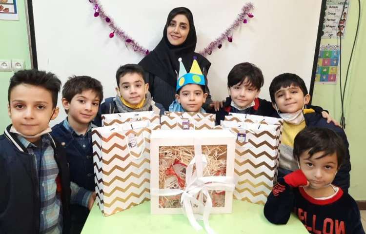 فعالیتهای آموزشی دانش آموزان پایه اول دبستان 3