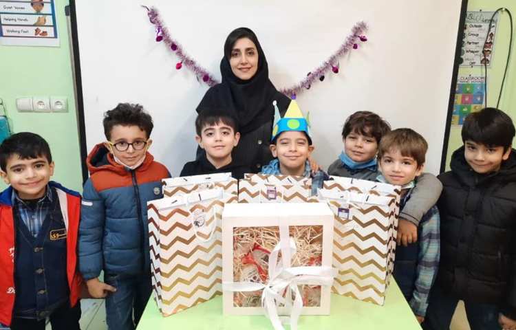 فعالیتهای آموزشی دانش آموزان پایه اول دبستان 5