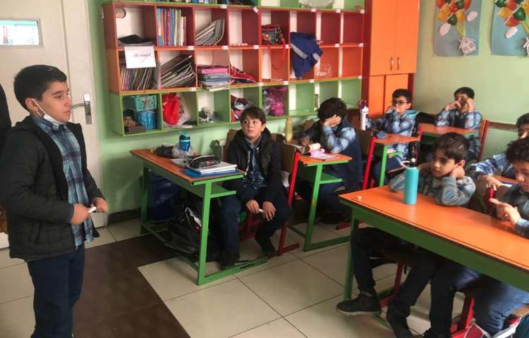 فعالیتهای آموزشی علوم پایه چهارم 2