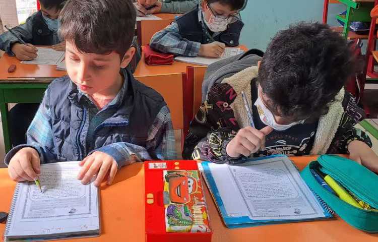 فعالیتهای آموزشی پایه سوم دبستان 1