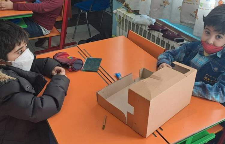 فعالیتهای آموزشی پایه سوم دبستان 2