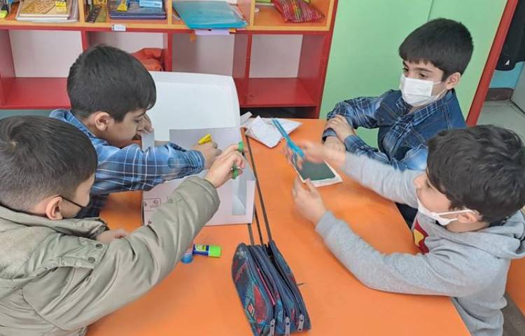 فعالیتهای آموزشی پایه سوم دبستان 4