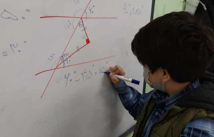 فعالیتهای آموزشی پایه چهارم دبستان علوی 1