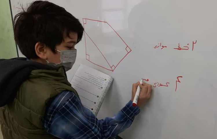 فعالیتهای آموزشی پایه چهارم دبستان علوی 4