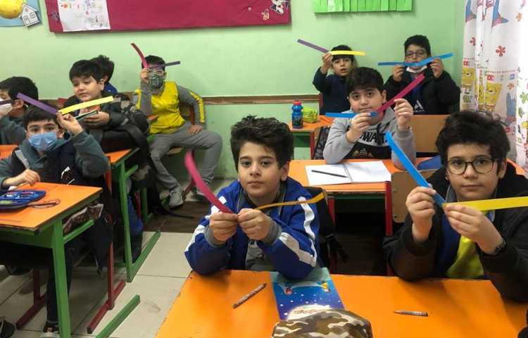 فعالیتهای آموزشی پایه چهارم دبستان 2