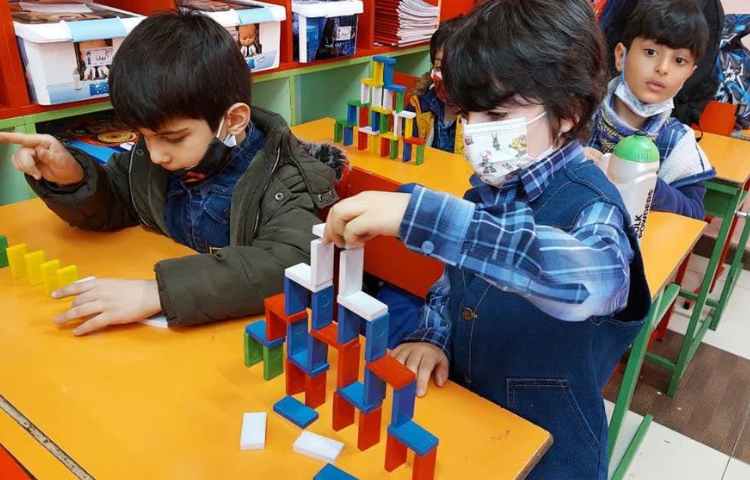 فعالیتهای آموزشی پیش دبستان علوی 3