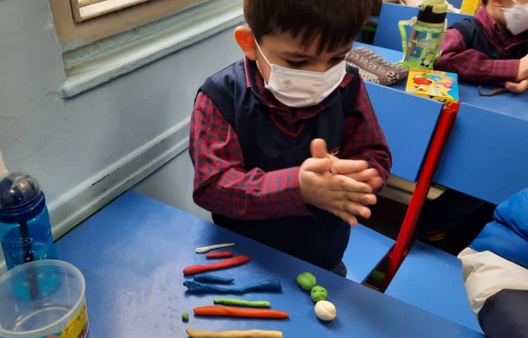 فعالیتهای آموزشی پیش دبستان 4