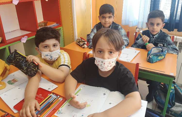 :فعالیتهای درسی هفته اول کلاس توت فرنگی 3