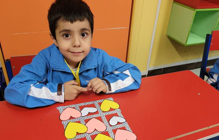 :فعالیتهای درسی کلاس انگور از 16 تا 20 مهر 8