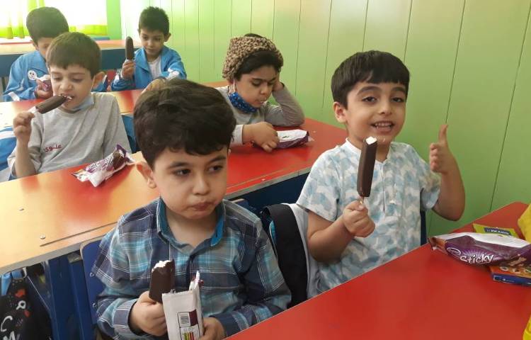 :فعالیتهای درس فارسی، ب مثل بستنی جهت ایجاد انگیزه