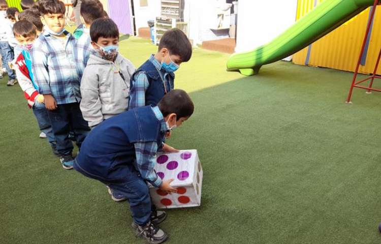 فعالیتهای زبانی دانش آموزان پیش دبستان 3