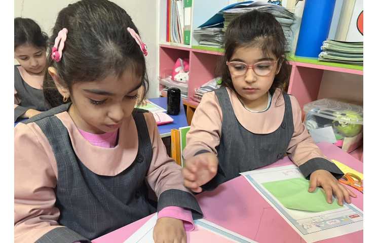 فعالیت آزاد