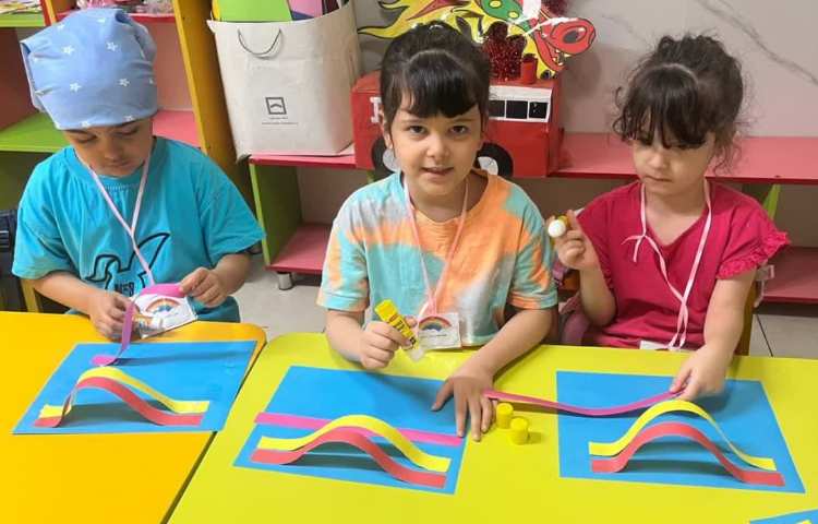 فعالیت - colors - استیج Freer practice 2