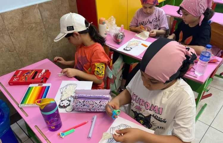 فعالیت -making handcrafts استیج Freer practice 2