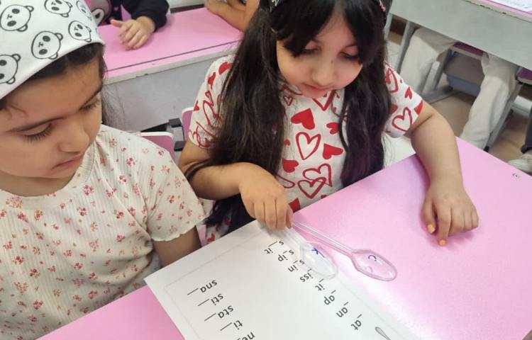 فعالیت - Magic Spoon - استیج Freer practice 3