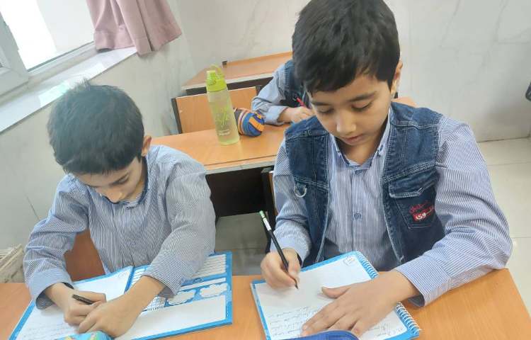 فعالیت املا کلاسی 5