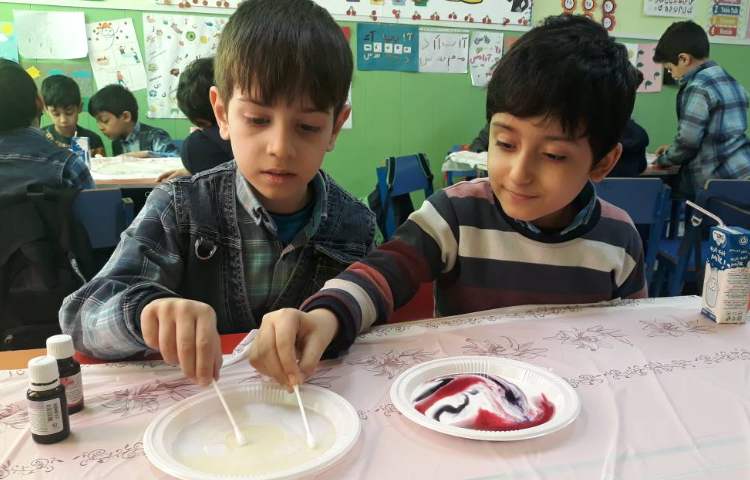 :فعالیت بازی رنگ ها (هفته علوم) 1